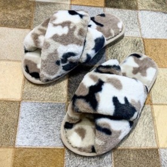 Womens Slippers Size 8 Brown Camouflage Slip On Shoes - Picture 7 of 9